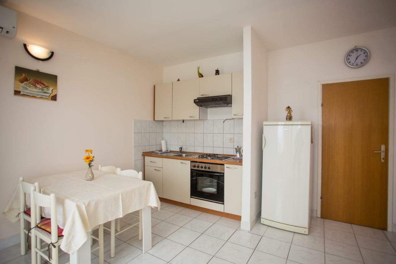 Apartments Gloria Primosten Luaran gambar