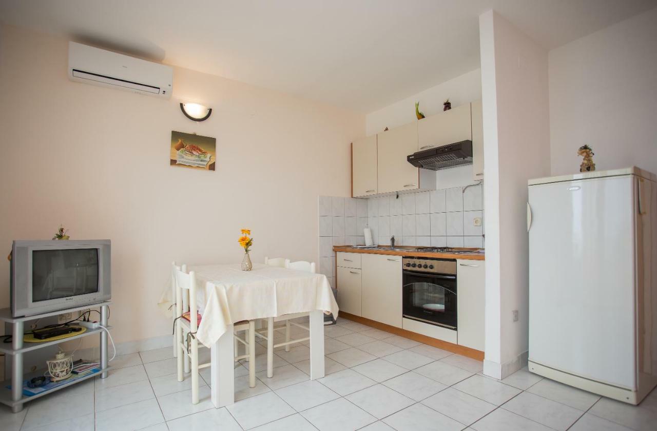 Apartments Gloria Primosten Luaran gambar
